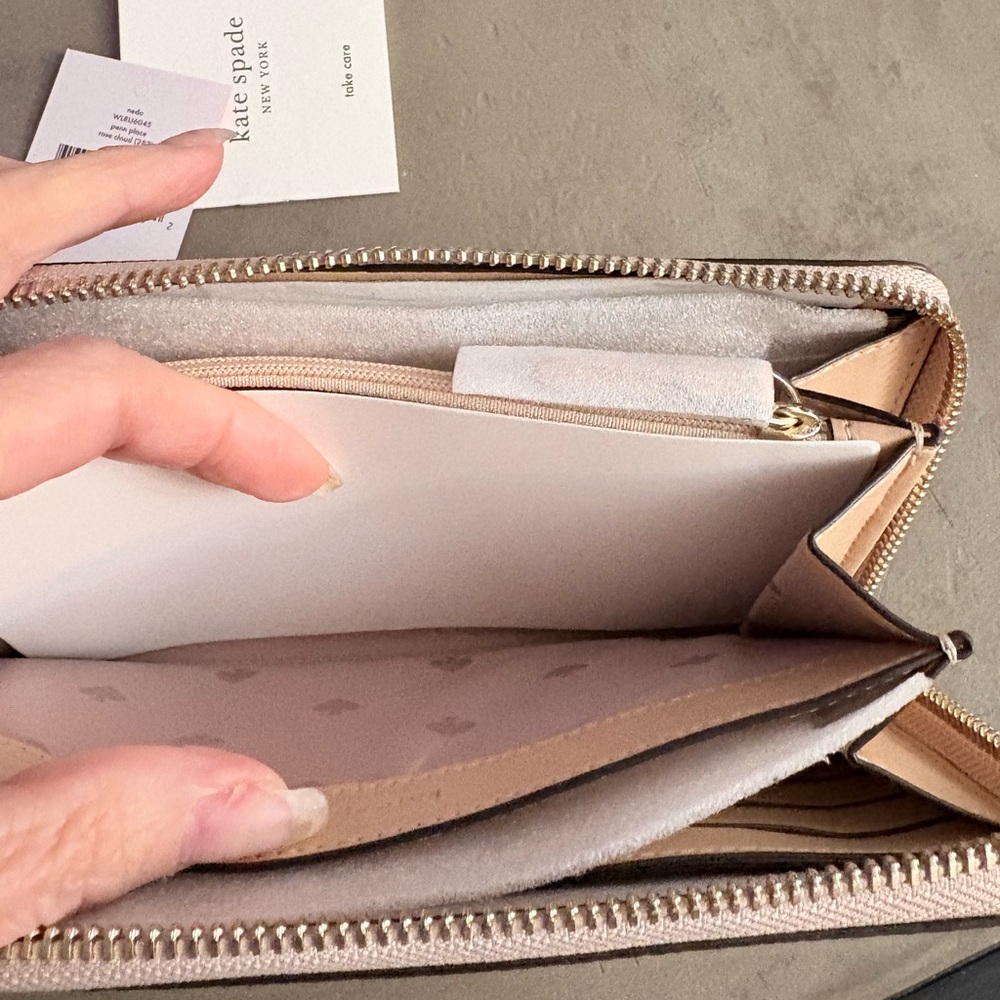 KATE SPADE Penn Place Neda Wallet - Picture 8 of 11